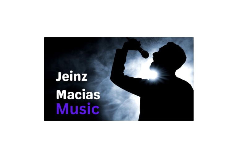 Jeinz Macias performing at night event